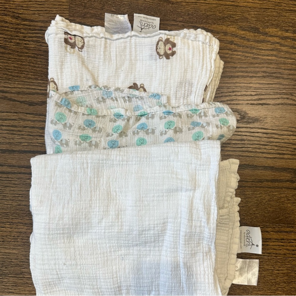Baby Blanket Bundle! Aden+Anais and Lollypop Muslin Swaddles
